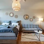 Boho Design - Historic Center With Free Parking & Aircon By Hero Homes Appartement
