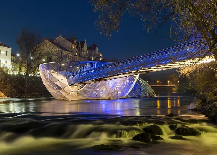 Boho Design - Historic Center With Free Parking & Aircon By Hero Homes شقة غراتس